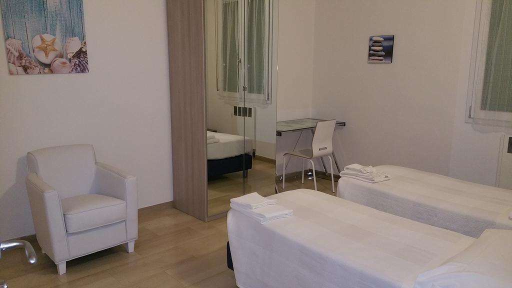 In Fiera 14 Apartment Bologna Eksteriør billede